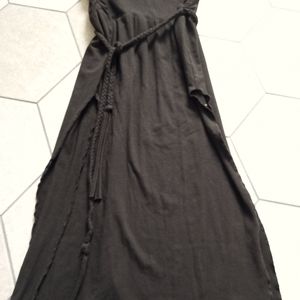 Maha Devi Black Midi skirt